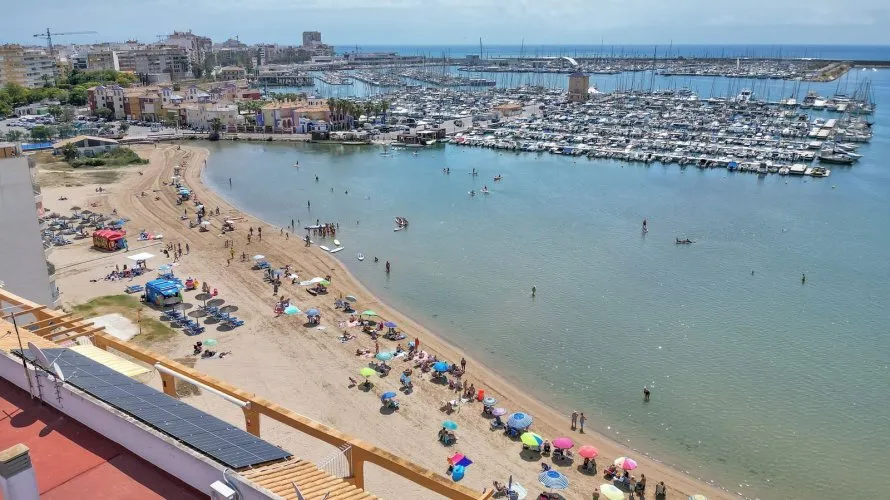 Apartamento de 83m² en Torrevieja, España No. 2805 № 1