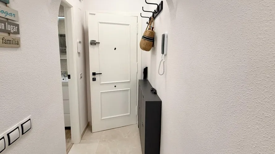 Apartamento de 1 dormitorio en Torrevieja, España No. 3243 № 19