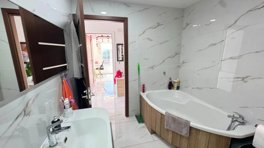 Apartamento de 2 dormitorios en Torrevieja, España No. 3208 № 7