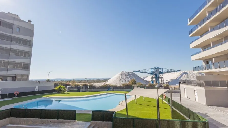 Apartamento de 106m² en Santa Pola, España No. 3173 № 1