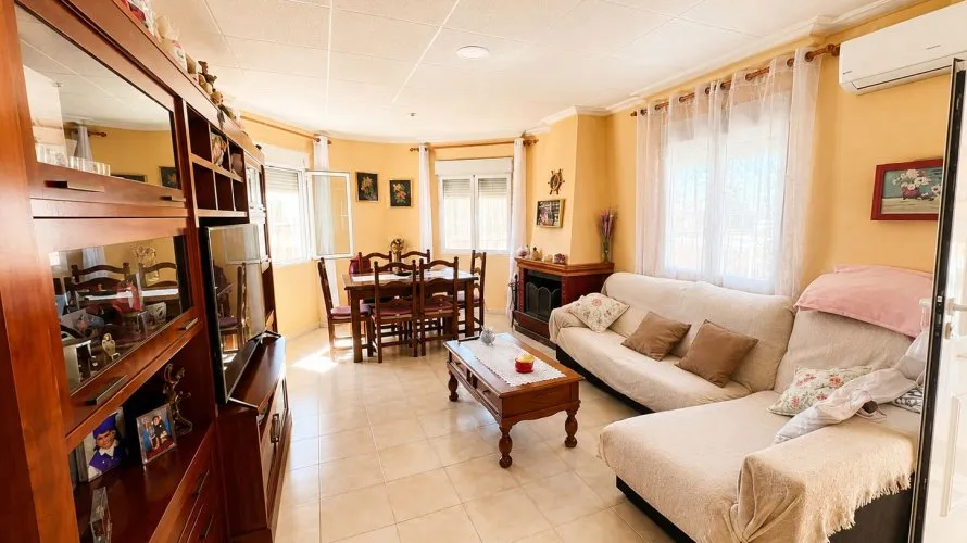 Villa de 200m² en Torrevieja, España No. 3194 № 26
