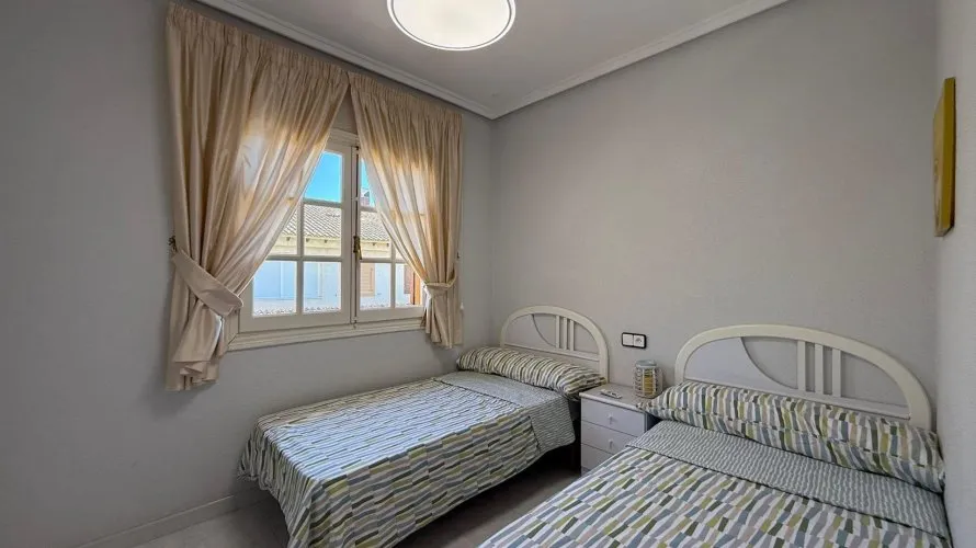 Bungalow de 2 dormitorios en Torrevieja, España No. 3269 № 14