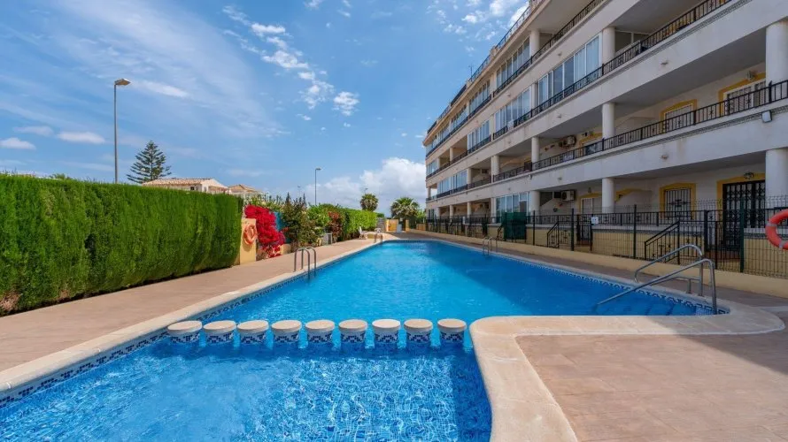 Apartamento de 69m² en Torrevieja, España No. 3249 № 23