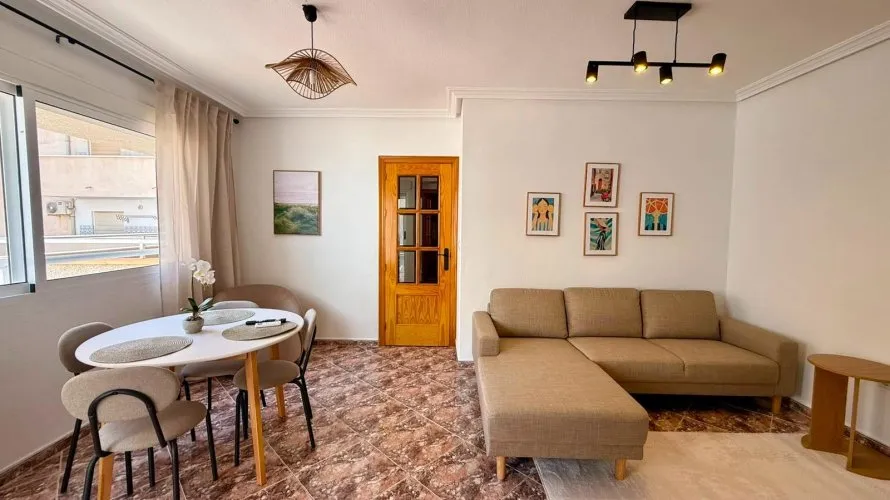 Apartamento de 2 dormitorios en Torrevieja, España No. 3177 № 22