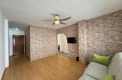 Apartamento de 2 dormitorios en Torrevieja, España No. 3216