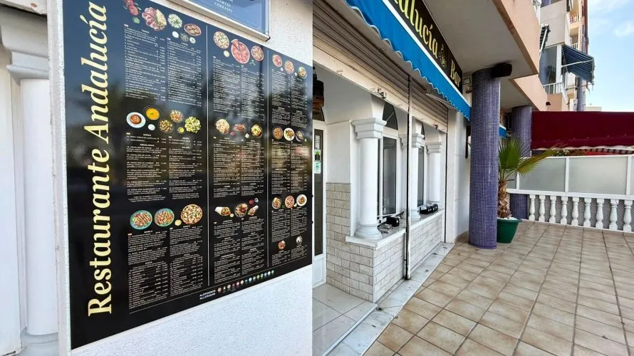 Propiedad comercial de 101m² en Guardamar del Segura, España No. 3231 № 18