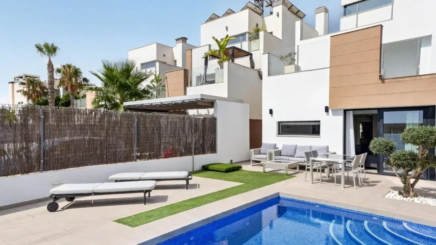 Villa de 178m² en Guardamar del Segura, España No. 3248