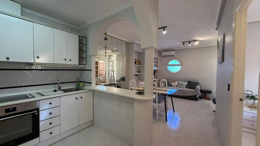 Bungalow de 2 dormitorios en Torrevieja, España No. 3269 № 19