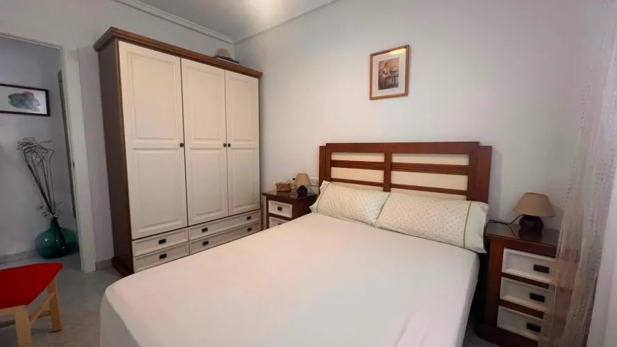 Bungalow de 2 dormitorios en Torrevieja, España No. 3210 № 11