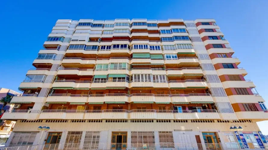 Apartamento de 100m² en Torrevieja, España No. 3195 № 3