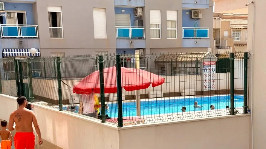 Apartamento de 1 dormitorio en Torrevieja, España No. 3243 № 21
