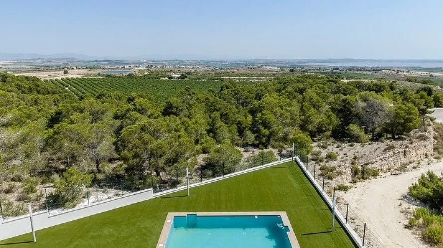 Bungalow de 3 dormitorios en San Miguel de Salinas, España No. 3253 № 18