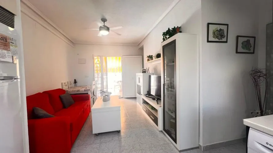 Bungalow de 2 dormitorios en Torrevieja, España No. 3210 № 16