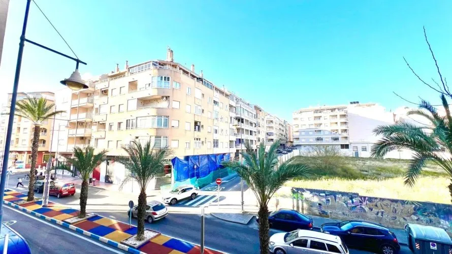 Apartamento de 33m² en Torrevieja, España No. 3199 № 3