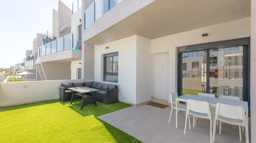 Apartamento de 65m² en San Miguel de Salinas, España No. 3245 № 1
