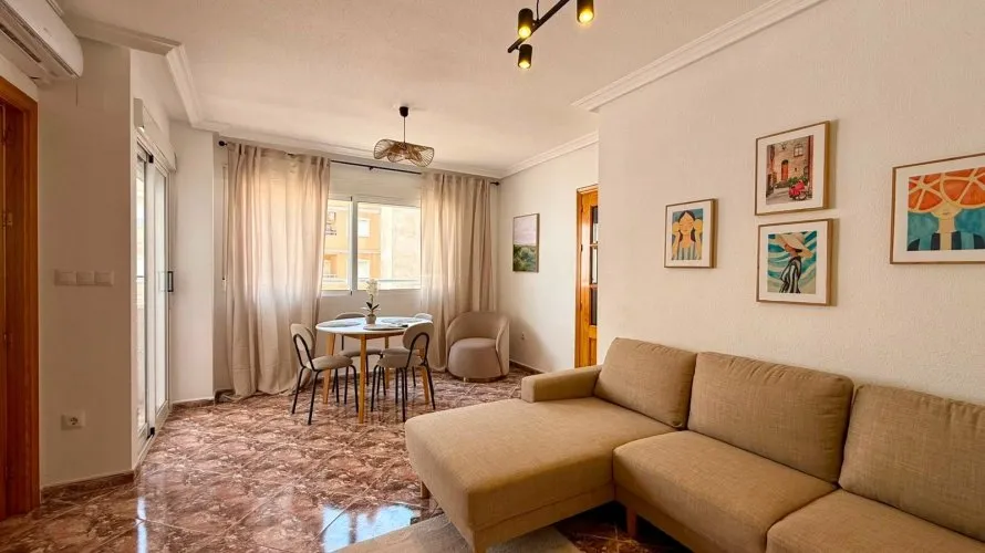 Apartamento de 2 dormitorios en Torrevieja, España No. 3177 № 21