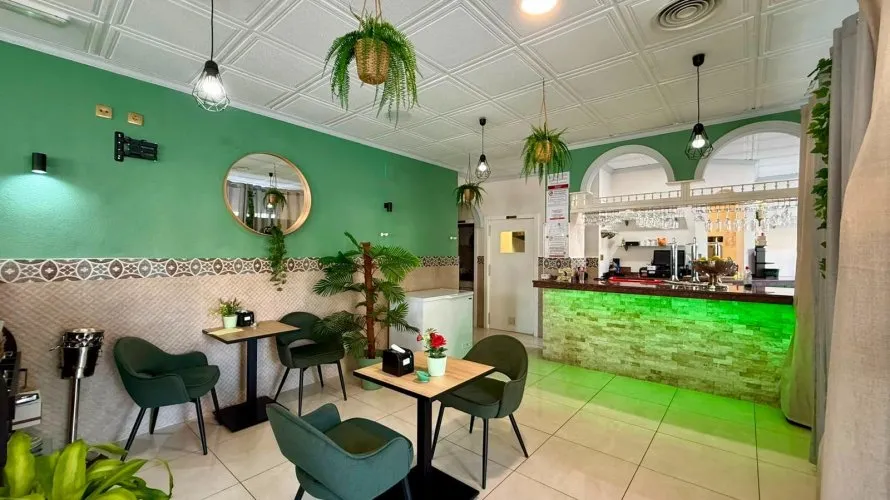 Propiedad comercial de 101m² en Guardamar del Segura, España No. 3231 № 4