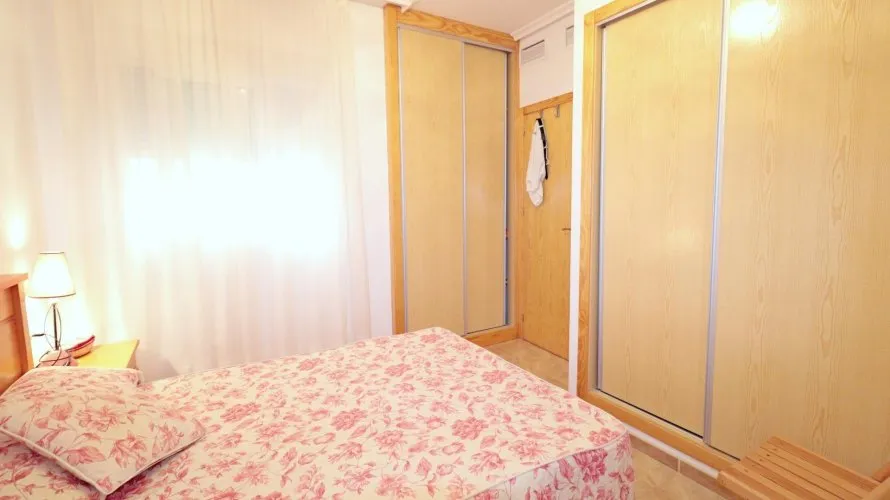 Apartamento de 2 dormitorios en Torrevieja, España No. 3280 № 8