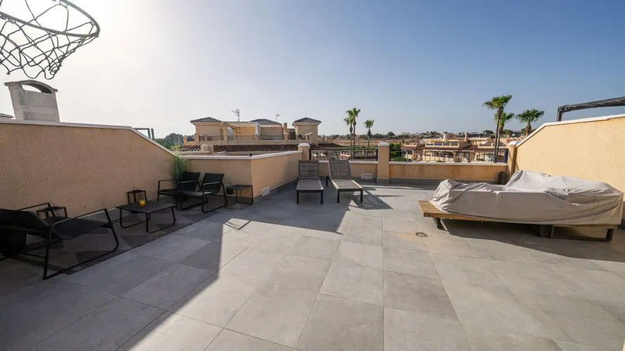 Ático de 72m² en Mil Palmeras, España No. 3206 № 11