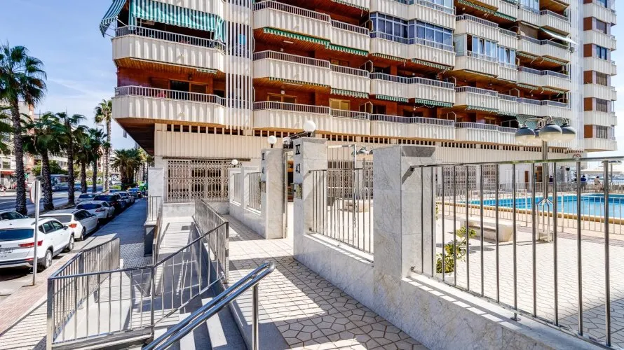 Apartamento de 100m² en Torrevieja, España No. 3195 № 9