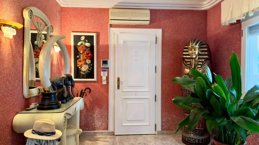 Villa de 5 dormitorios en Benidorm, España No. 3236 № 20
