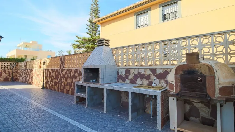 Villa de 624m² en La Zenia, España No. 3164 № 6