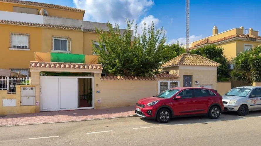 Сasa de 4 dormitorios en Rojales, España No. 3198 № 20