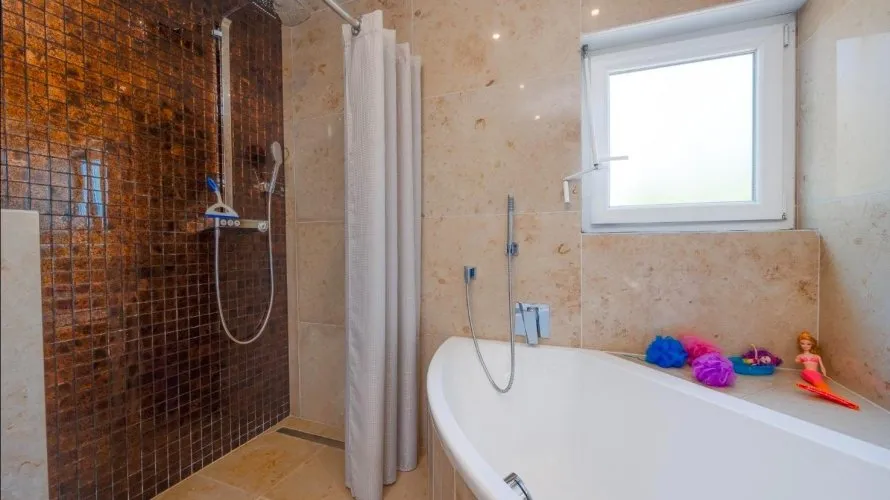 Villa de 4 dormitorios en Rojales, España No. 3260 № 12