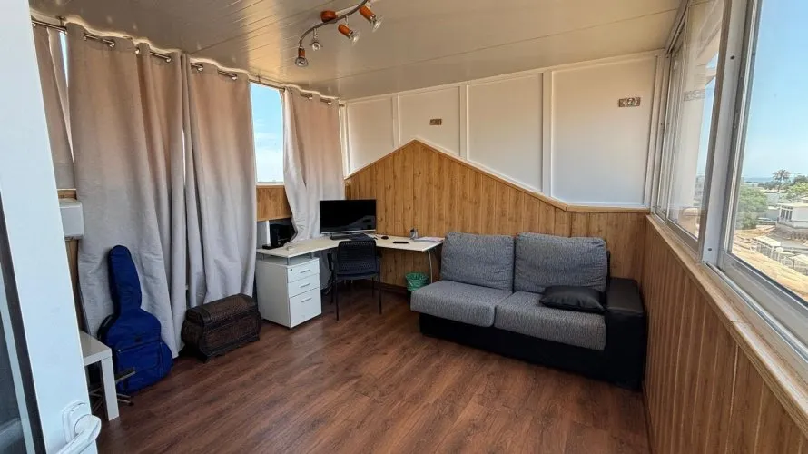 Bungalow de 2 dormitorios en Alicante, España No. 3178 № 2