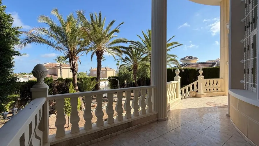 Villa de 6 dormitorios en Rojales, España No. 3197 № 22