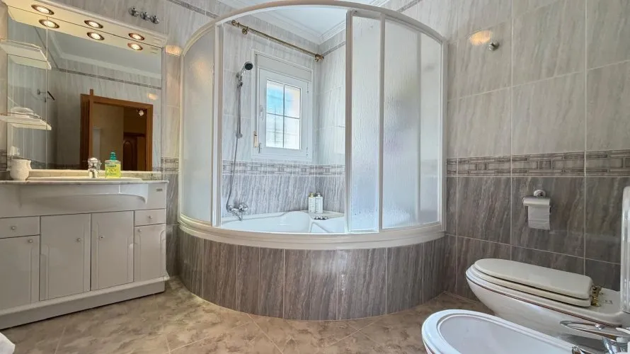 Villa de 6 dormitorios en Rojales, España No. 3197 № 5