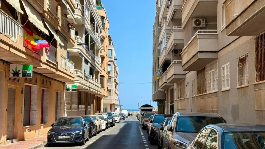 Apartamento de 2 dormitorios en Torrevieja, España No. 3177 № 26