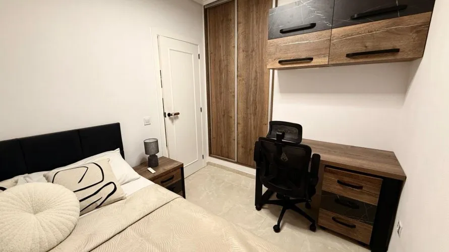 Apartamento de 1 dormitorio en Torrevieja, España No. 3243 № 7