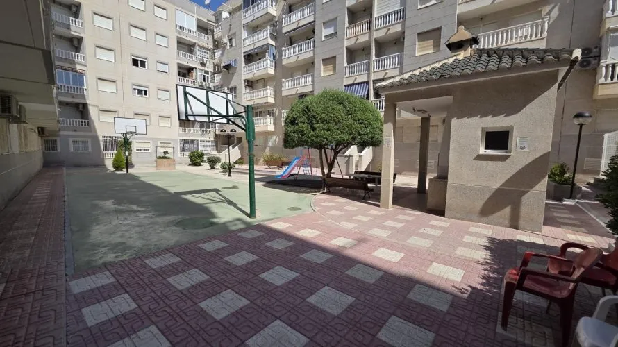 Apartamento de 39m² en Torrevieja, España No. 3286 № 1