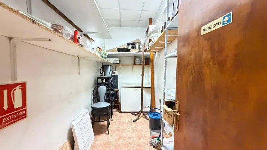 Propiedad comercial de 98m² en Torrevieja, España No. 3400 № 7
