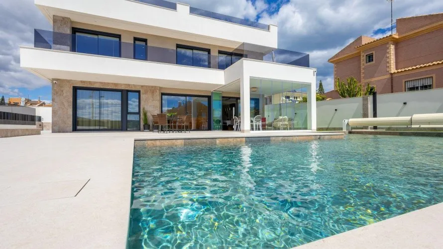 Villa de 234m² en Torrevieja, España No. 3369 № 6