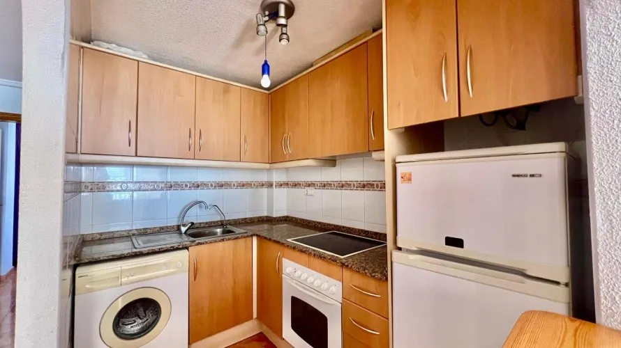 Apartamento de 1 dormitorio en Torrevieja, España No. 3393 № 15