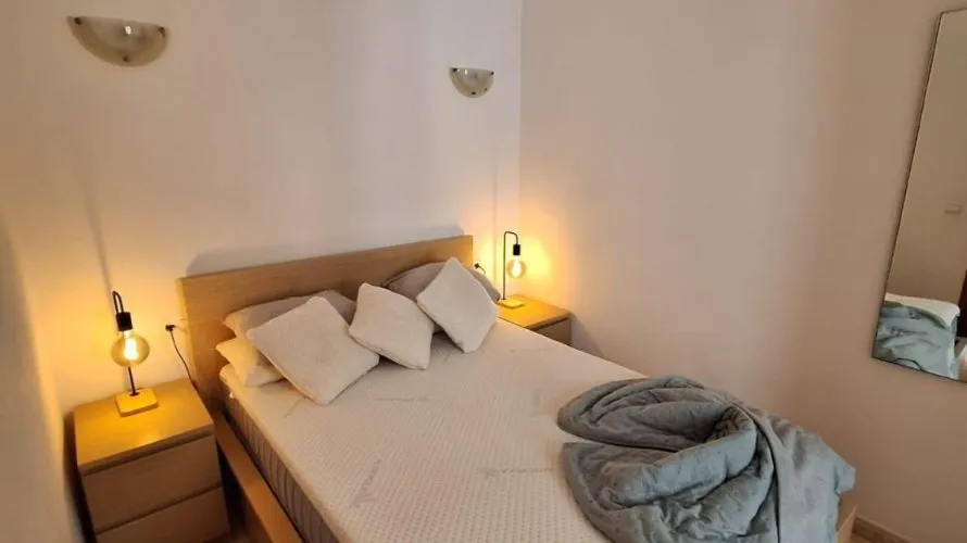 Apartamento de 1 dormitorio en Torrevieja, España No. 3388