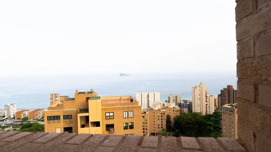 Apartamento de 3 dormitorios en Benidorm, España No. 3422 № 8