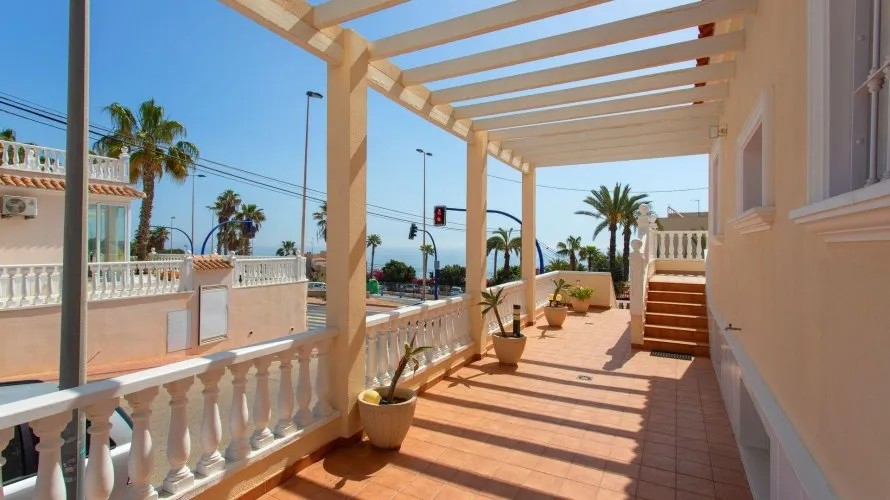 Villa de 180m² en Torrevieja, España No. 3370 № 25