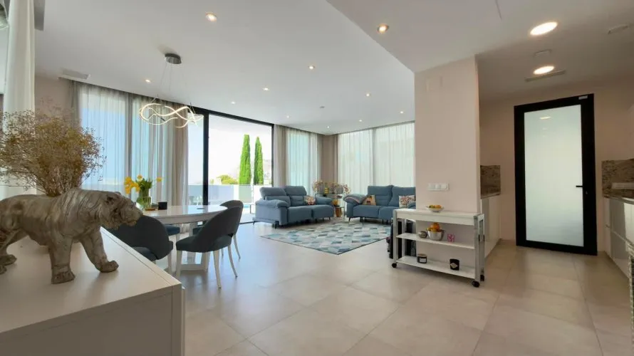 Villa de 4 dormitorios en Calpe, España No. 3295 № 27