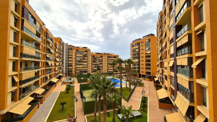 Apartamento de 1 dormitorio en Alicante, España No. 3340 № 21