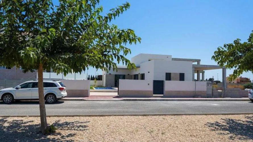 Villa de 3 dormitorios en Daya Nueva, España No. 3355 № 19