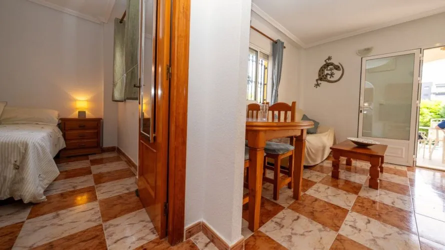 Villa de 96m² en La Zenia, España No. 3465 № 10