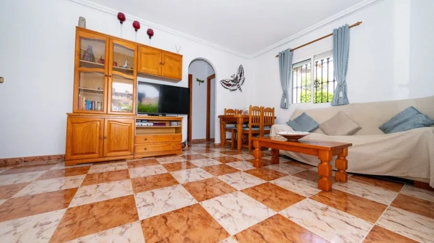 Villa de 96m² en La Zenia, España No. 3465 № 15