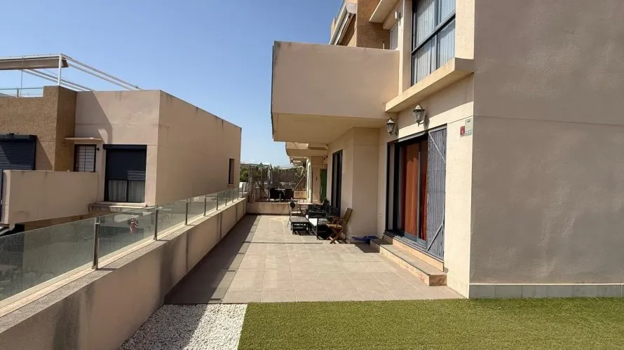 Bungalow de 2 dormitorios en La Zenia, España No. 3433 № 20