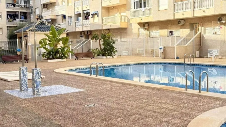 Apartamento de 1 dormitorio en Torrevieja, España No. 3336 № 16