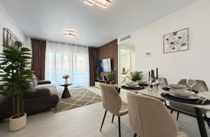 Apartamento de 2 dormitorios en Torrevieja, España No. 3440
