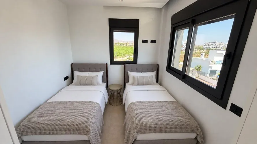 Apartamento de 2 dormitorios en Los Alcázares, España No. 3378 № 27