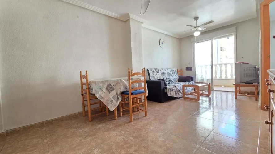 Apartamento de 2 dormitorios en Torrevieja, España No. 3348 № 13